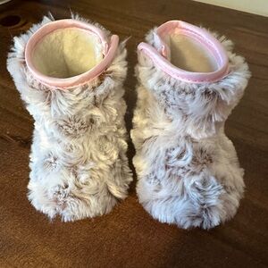 Infant boots size 3